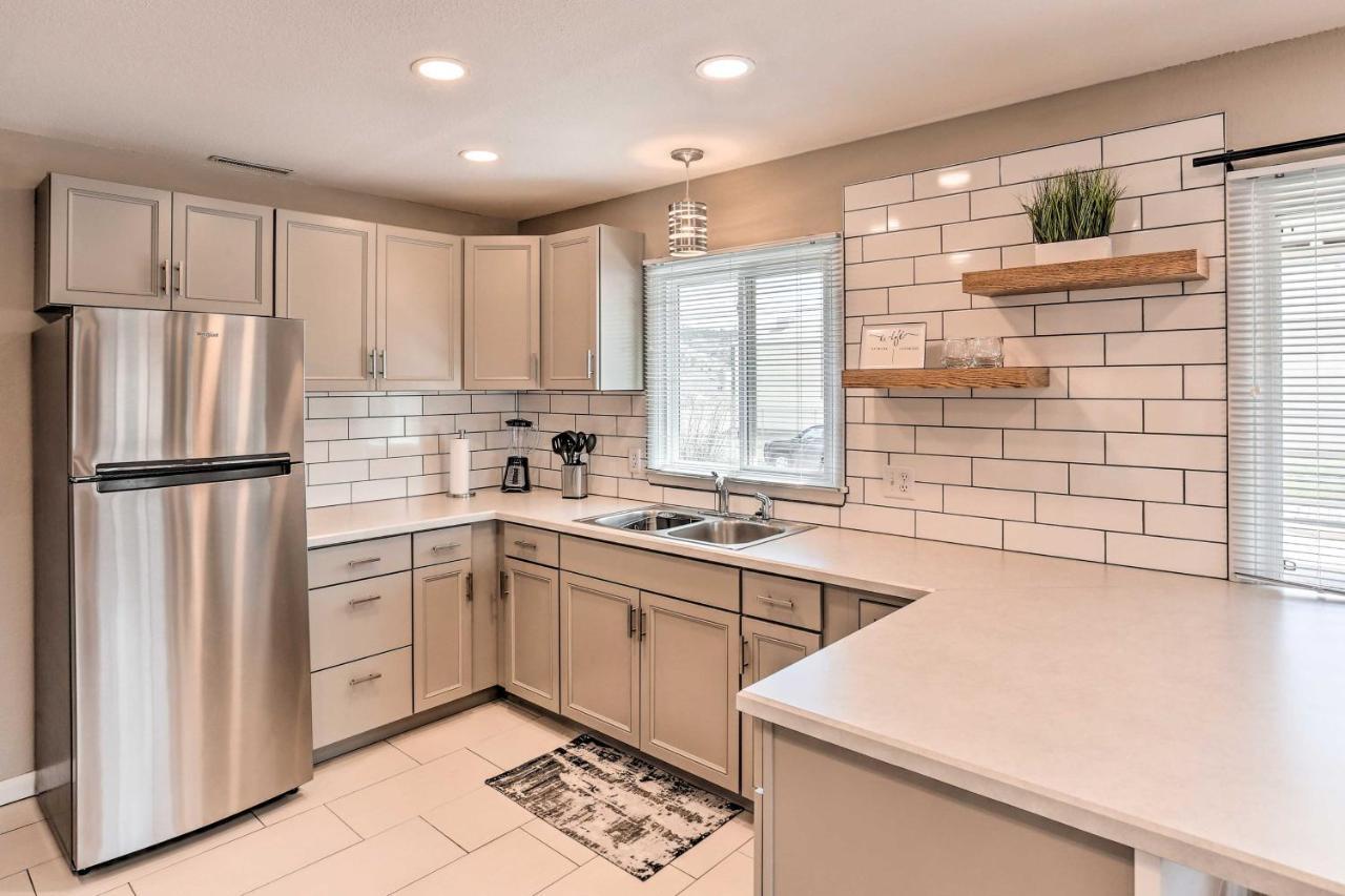 Apartment Inviting Rapid Duplex Less Than 2 Mi To Downtown!
