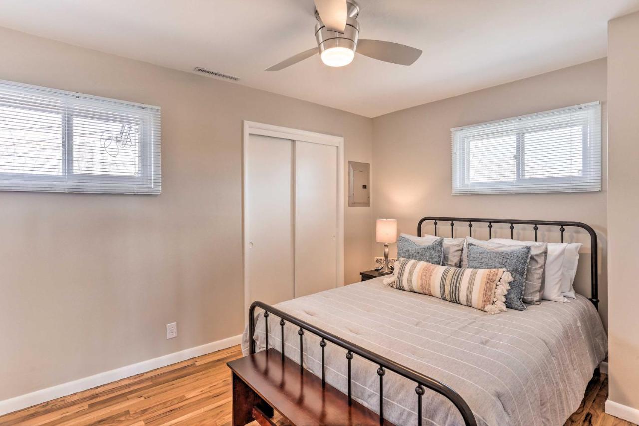 Inviting Rapid Duplex Less Than 2 Mi To Downtown! *